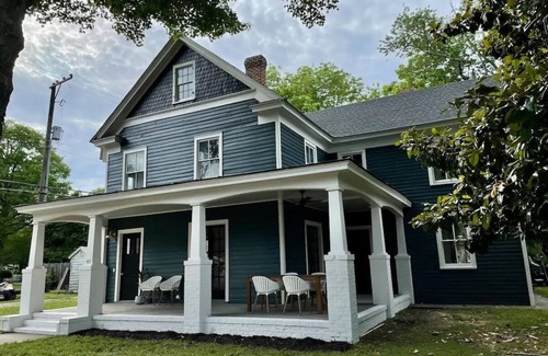 Mattaponi House | New! 5 Luxury Bath home w/modern Chef's Kitchen