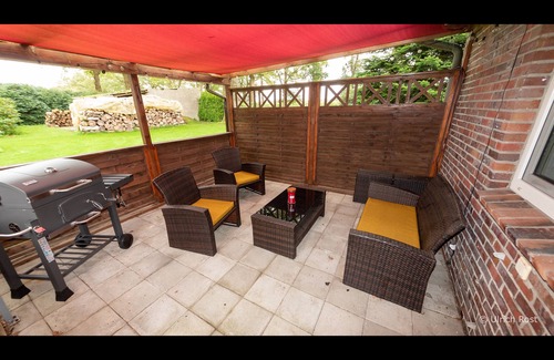 Bockhorn House | NEW 5 star vacation home on the green Kamp