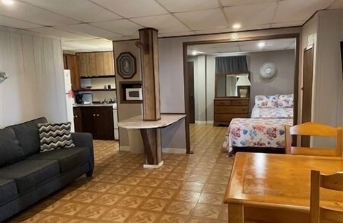Port Mansfield Apartment | NEW 500' LIGHTED FISHING PIER! JJ's Landing, Large Studio Apartment.