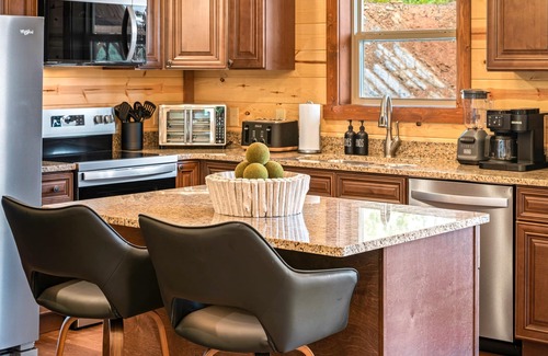 Sevierville Cabin | New 8BR Mountain Getaway | Close to PF | Private Heated Pool | Sleeps 28