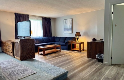 Yarmouth County Hotel | NEW AGE MOTEL INN