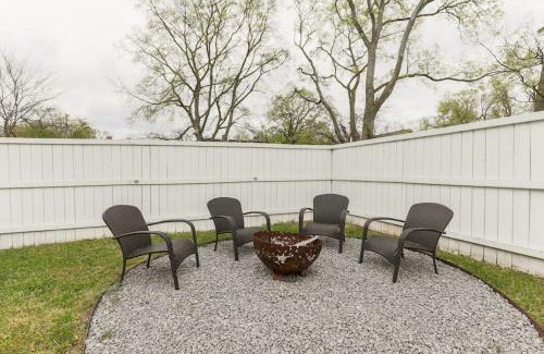 North Nashville House | NEW Amazing 4BR Suite* Hot Tub *2 Mi To Music City