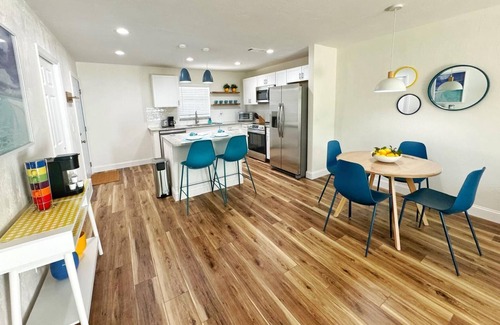 Port Orange House | NEW Amazing Sunshine-Up 6 Guests-Private Backyard