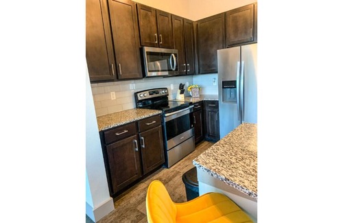 Barker House | NEW! Amazingly decorated and convenient 2BED2BR