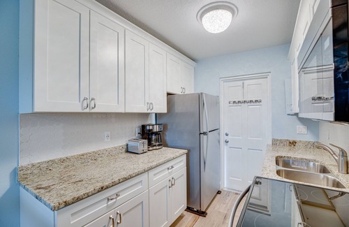 Micco Apartment | New and cozy 2/1 near River