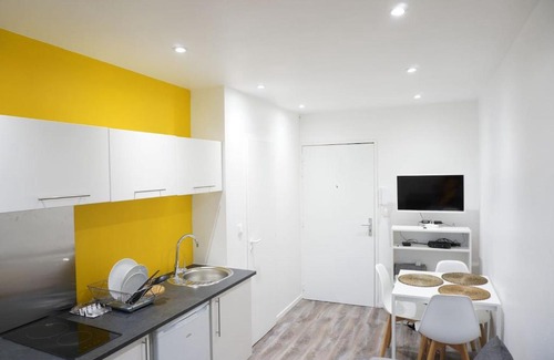 Bussy-Saint-Georges Apartment | New and cozy apartment 10min to Disneyland