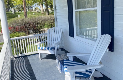 Geneva House | New and Improved Ownership, nFingerLakes, NY,Cozy, Historic,Charmingn