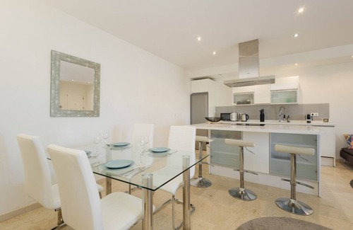 Istan Apartment | New and modern apartment with sea views