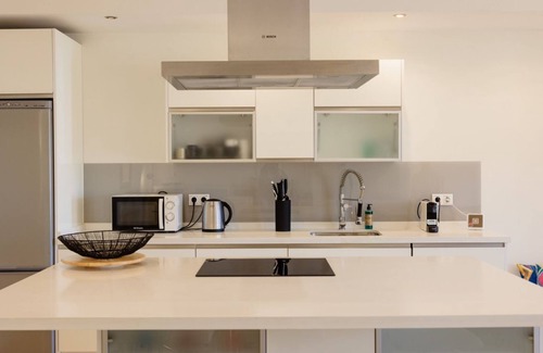 Istan Apartment | New and modern apartment with sea views
