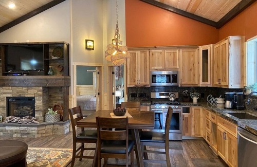 Island Park Cabin | NEW and Stylish Cabin, designed for your Comfort! Private Hot Tub, and More!