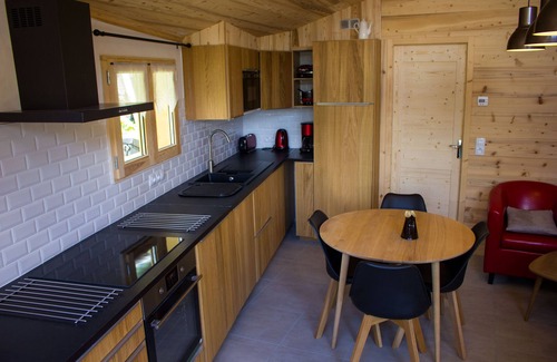 Sainte-Foy-Tarentaise Apartment | New apartment, 3 stars, sleeps 4, in authentic Savoyard chalet