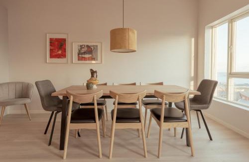 Hoyvik Apartment | New Aparthotel / Panoramic sea view