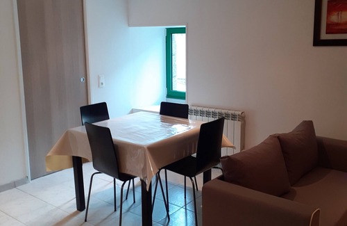 Ploubezre Apartment | New apartment 15 km from the pink granite coast