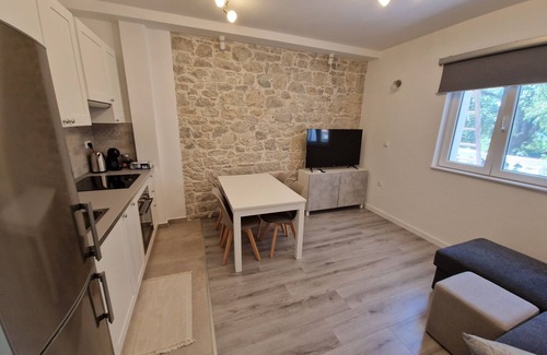 Sibenik Apartment | NEW Apartment, A2+2, Family house - OPG Rudan, garden pool, terase, wi-fi