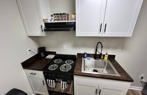 Suffolk Apartment | NEW apartment in the historical Causey-Kendrick building. 1bd/1ba- 1st floor
