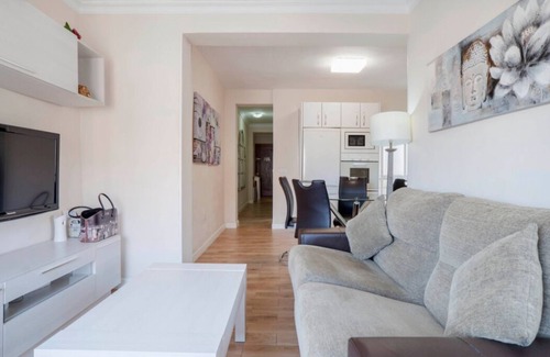 Bailen-Miraflores Apartment | New apartment overlooking the 6 person cathedral