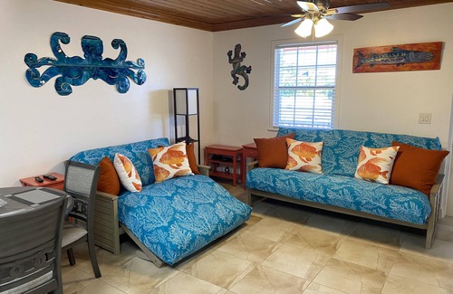 Spanish Wells House | New Apartment with Free Golf Cart 3 Minute walk to Beach