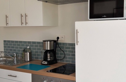 Blauzac Apartment | New apartment with air conditioning, terrace and swimming pool near Uzès