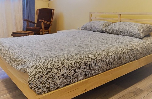 Shediac Apartment | NEW !! Apartment with large deck BBQ minutes to the shore