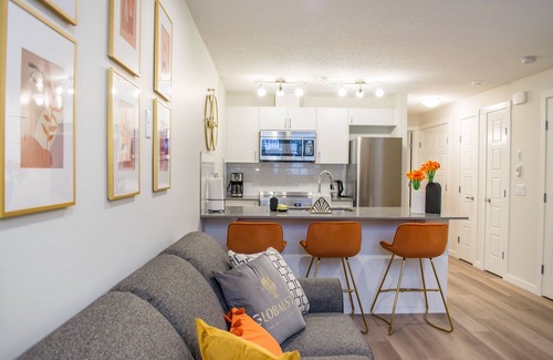 Cranston Apartment | New Apartments in Cranston by GLOBALSTAY
