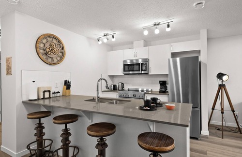 Cranston Apartment | New Apartments in Cranston by GLOBALSTAY