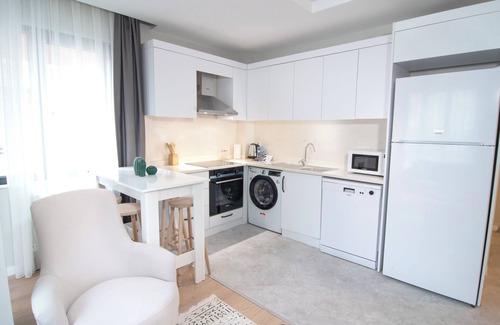 Kagithane Apartment | New apt with bedroom & office
