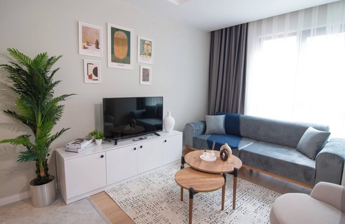 Kagithane Apartment | New apt with bedroom & office