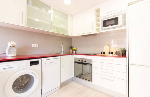 Sant Salvador Apartment | NEW: Apto 100m de playa, terraza y piscina comunitaria
