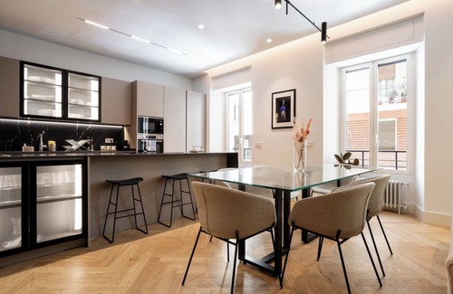 Goya Apartment | NEW area. Premium Apartment in Retiro area