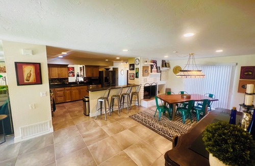 Lake Montezuma House | ! NEW ! Arizona Wine House. Centrally located in the Heart of the Verde Valley.
