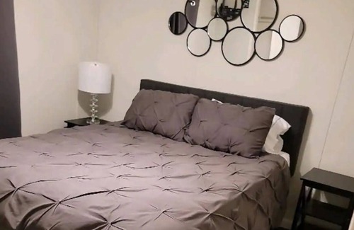 Foothills House | New & Avail 3bd 2ba Foothills