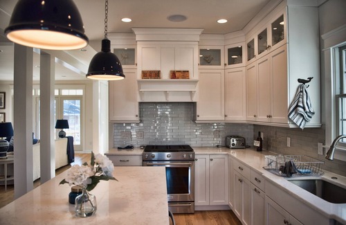 Beach Haven House | New! Avail July 10-24! Beach Haven LEHYC new home with pool and outdoor kitchen