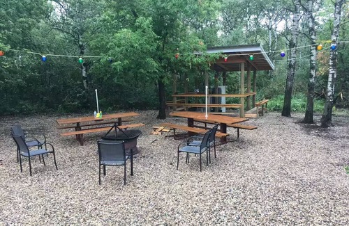 Division No. 16 House | NEW Barn in the Bush 36 guests