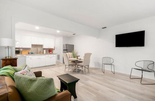 Palma Ceia Apartment | NEW! Bayside Escape - Cozy Hideaway Near Bayshore Beautiful