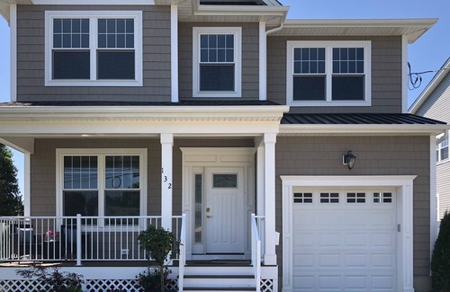 Long Branch House | NEW Beach House - 3 blocks to the beach with beach Badges!