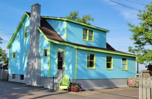 Sylvan Beach House | New Beach House at Sunset Cottages