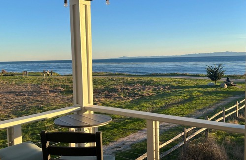Goleta House | New Beachhouse On The Bluffs - Panoramic Ocean Views