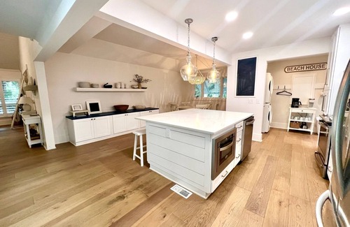 Seabrook Island House | New! Beachhouse with Gazebo 0.5 to beach