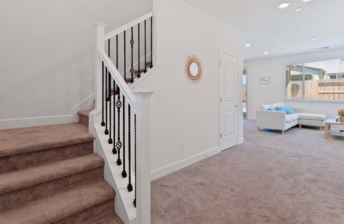 Elk Grove House | New beautiful cozy home in Elk Grove