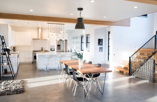 Four Corners House | NEW Beautiful Modern Bozeman Home with views!