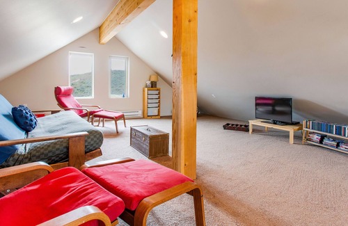 Brewster Cabin | NEW: Beautiful Mountain Views, Abundant Wildlife & Dark, Dark Skies