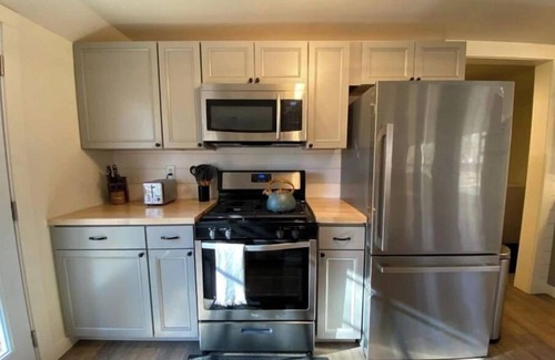 Wheeler House | NEW! Beautiful Riverfront Home on 10 Acres!