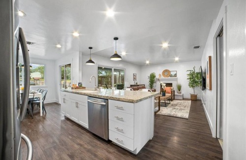 Citrus Heights House | NEW! - BIG Family Home - King Beds - Pool