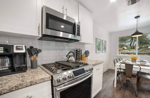 Citrus Heights House | NEW! - BIG Family Home - King Beds - Pool