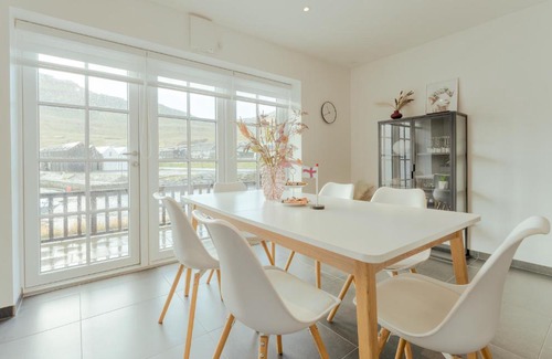 Leirvik House | New Boat House