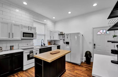 Old Louisville House | New! Boho Comfort in the City! Spacious! Modern!nn