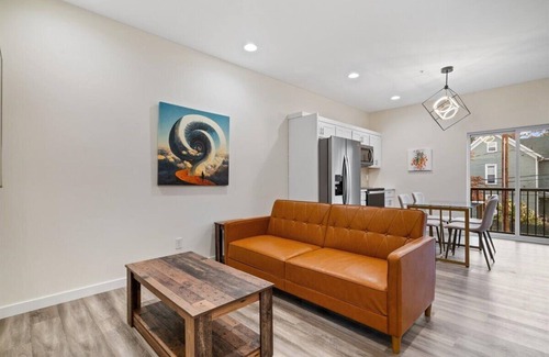 Evansville Apartment | New Boutique Hotel Suite on Haynie's Corner: KING Bed, Parking, Security & More!