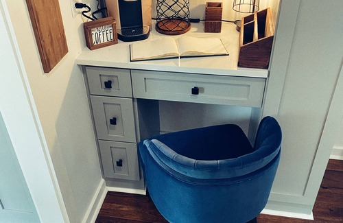 Greenville House | New! Boutique Tiny Home on the Saluda River