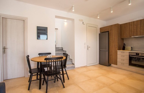 Archangelos Villa | New Brand Villas,Heating Pool, Jacuzzi ,Spa near haraki beach,taverna,market