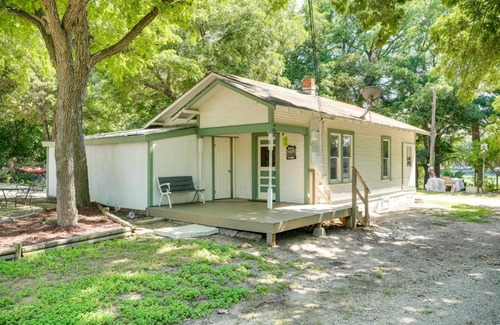 New Braunfels House | New Braunfels Vacation Rental on Lake Dunlap!